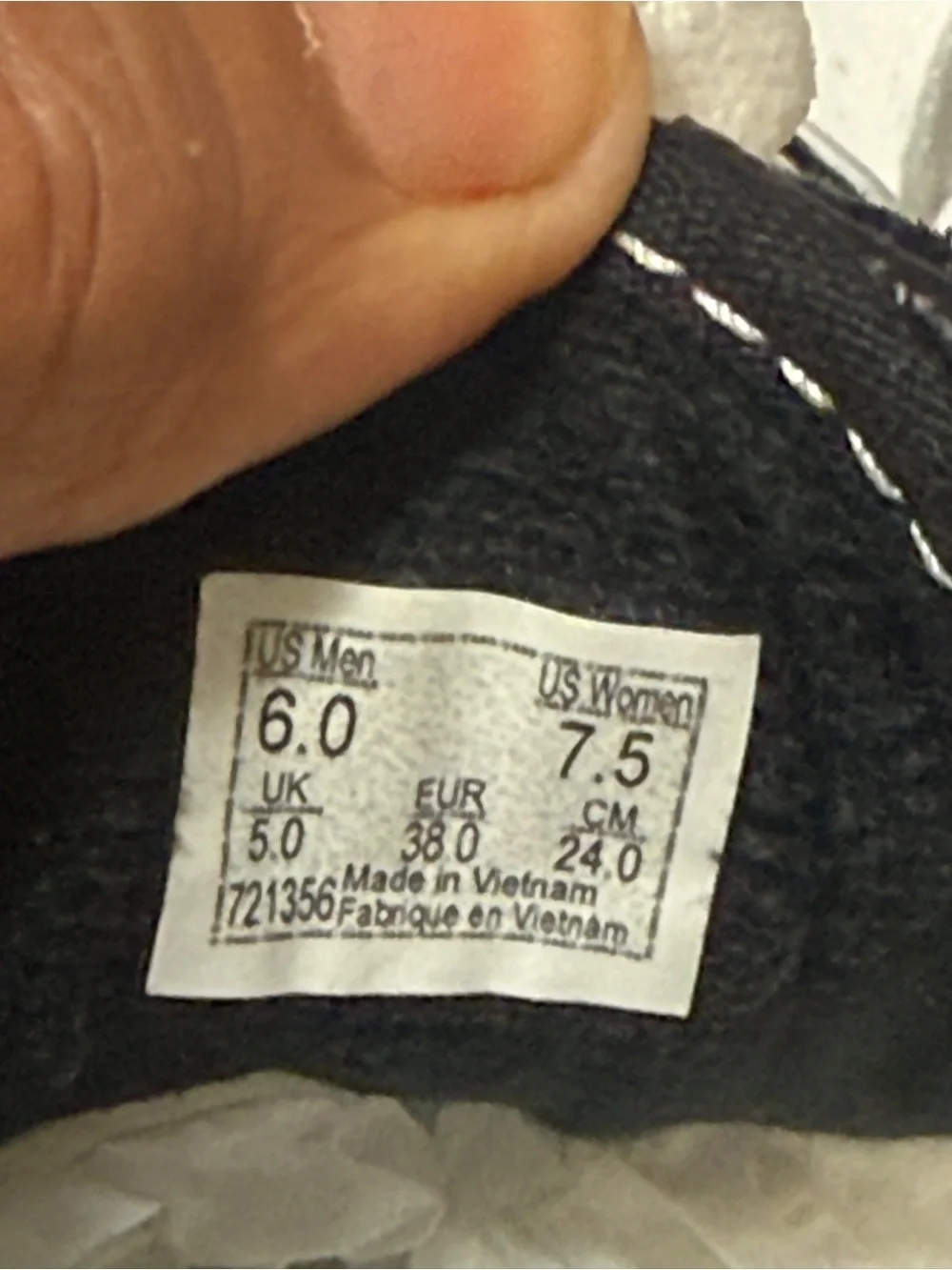 Classic Black and White Skate Sneakers new without box